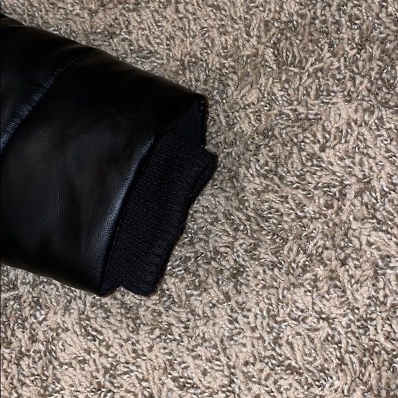 Leather Guess jacket - Picture 5 of 6